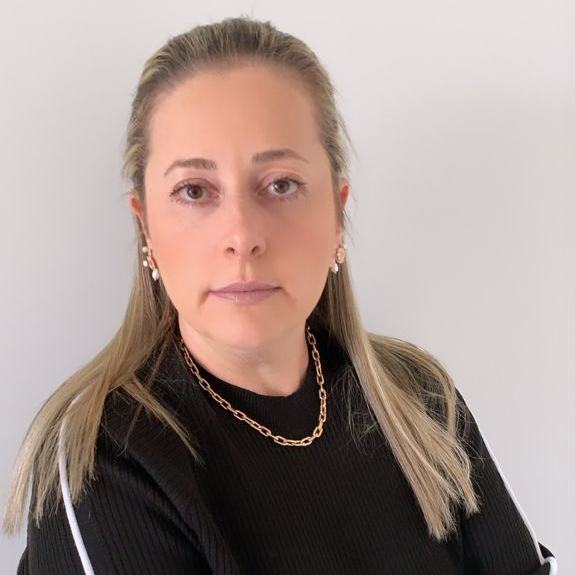 Carla Regina Galego